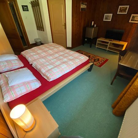 Haus Fiegl Hotel Oetz Eksteriør billede