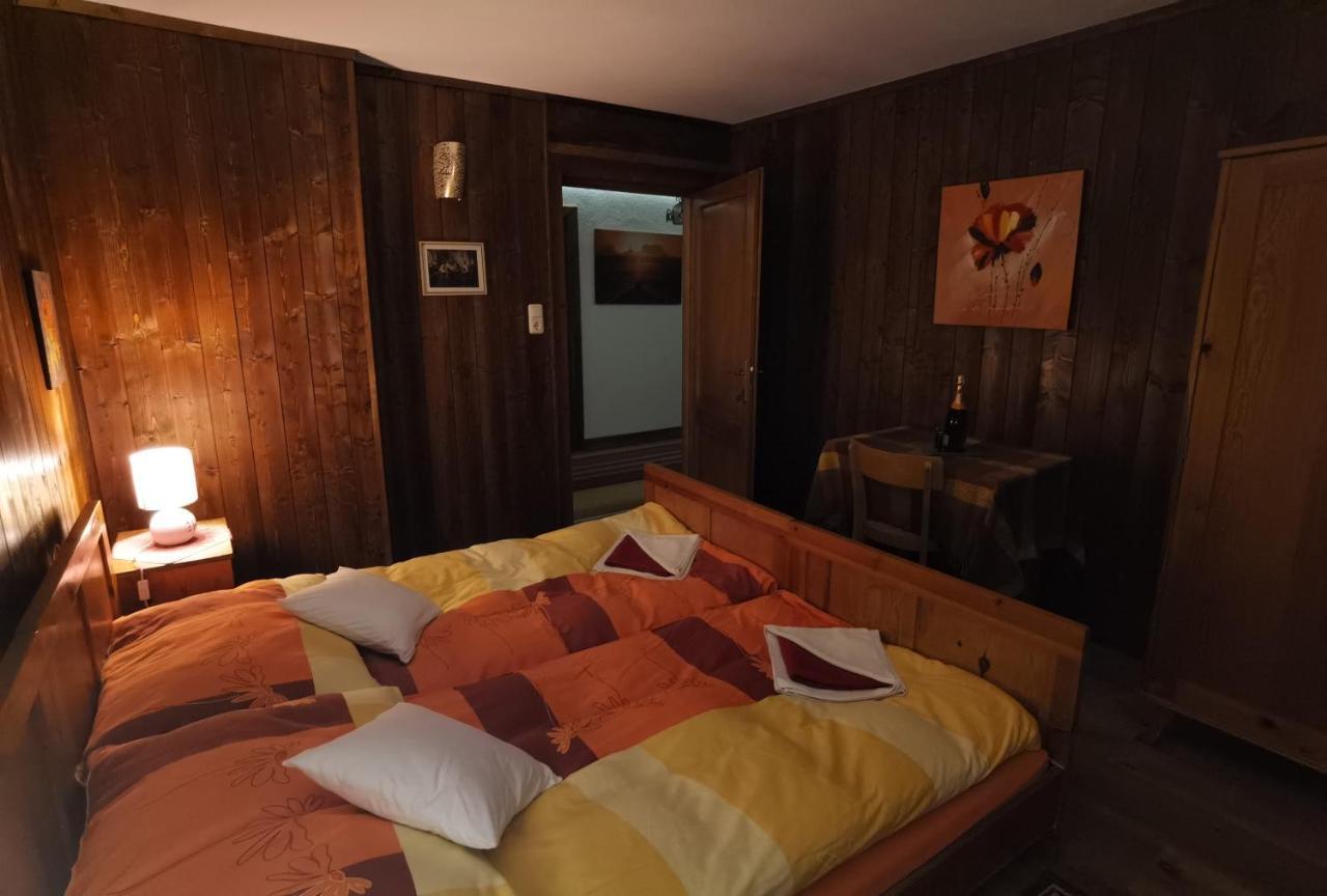 Haus Fiegl Hotel Oetz Eksteriør billede