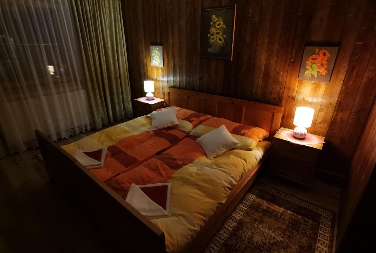 Haus Fiegl Hotel Oetz Eksteriør billede