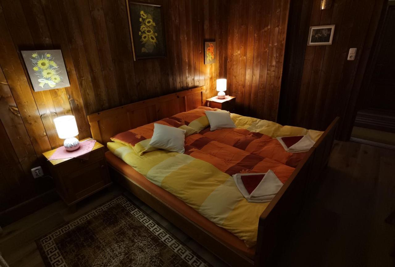 Haus Fiegl Hotel Oetz Eksteriør billede