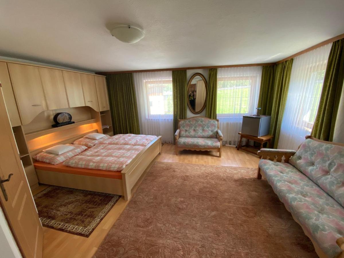 Haus Fiegl Hotel Oetz Eksteriør billede
