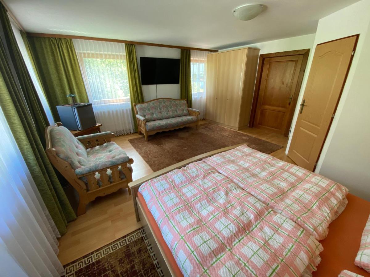 Haus Fiegl Hotel Oetz Eksteriør billede