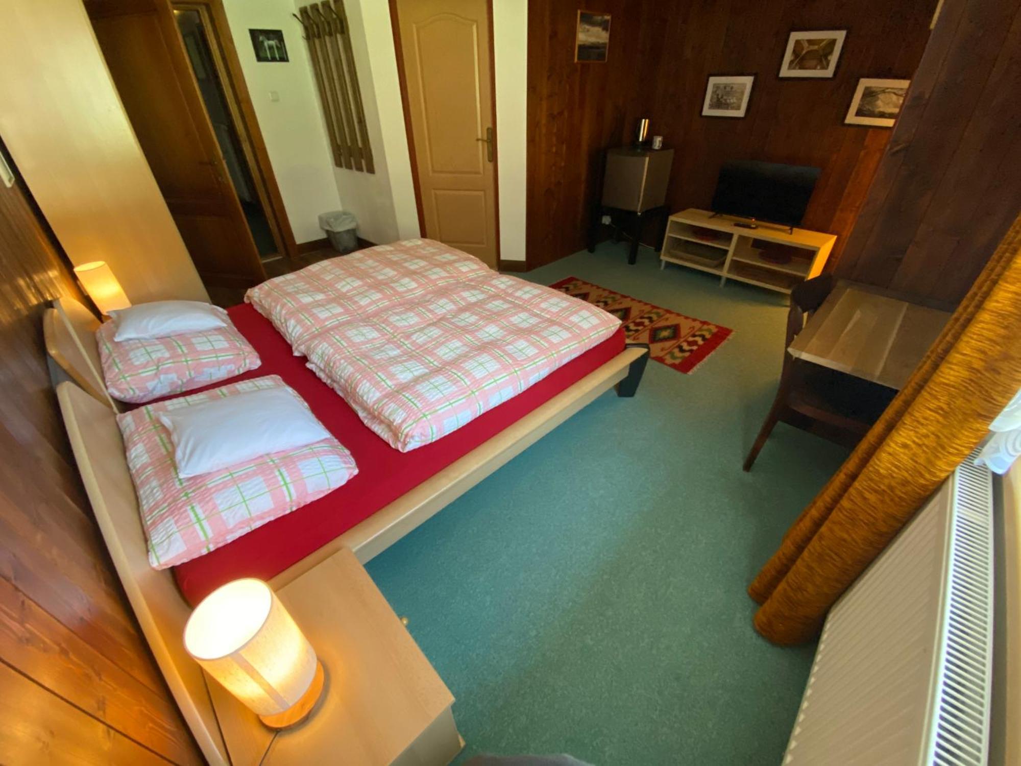 Haus Fiegl Hotel Oetz Eksteriør billede