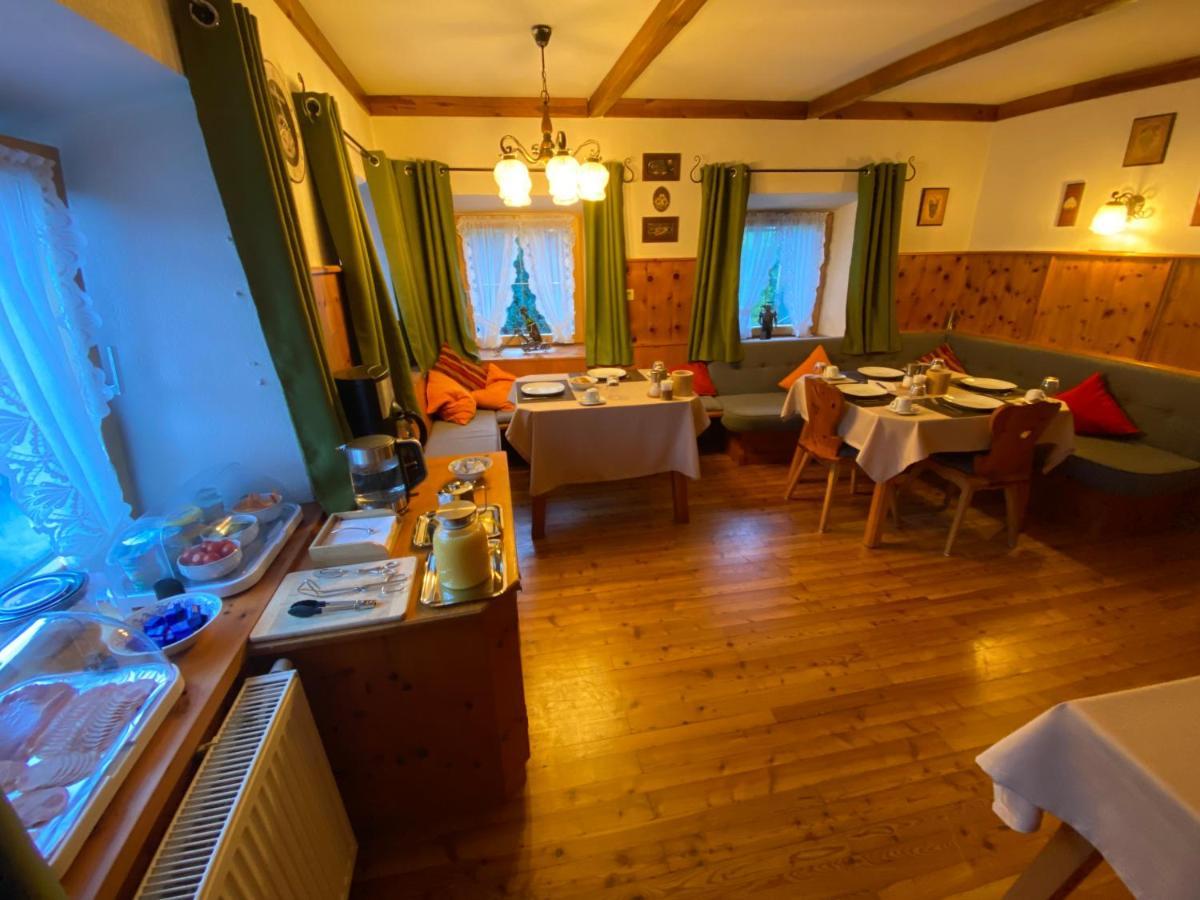 Haus Fiegl Hotel Oetz Eksteriør billede