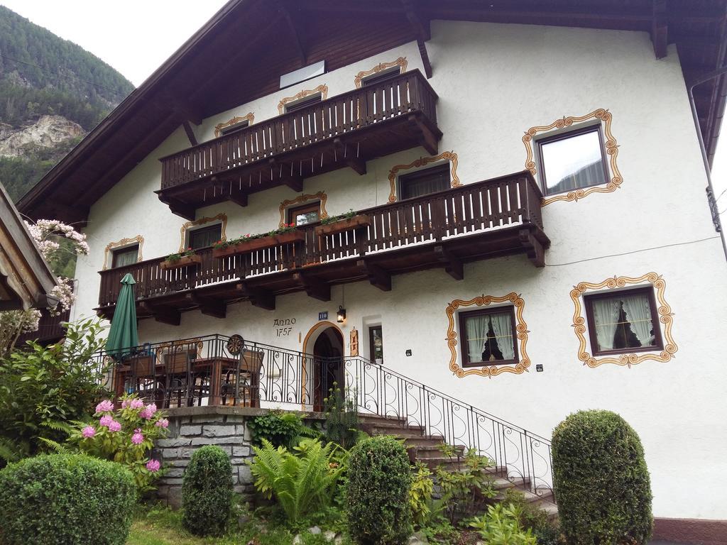 Haus Fiegl Hotel Oetz Eksteriør billede
