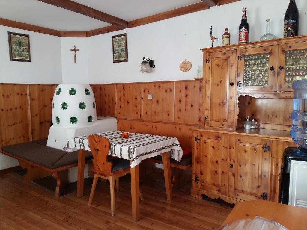 Haus Fiegl Hotel Oetz Eksteriør billede
